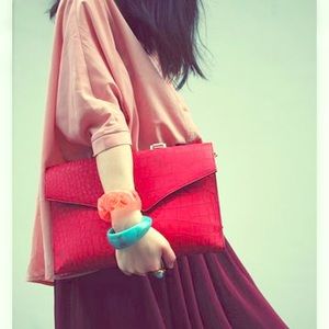 The Limited Large Oversized Snakeskin Clutch Pink